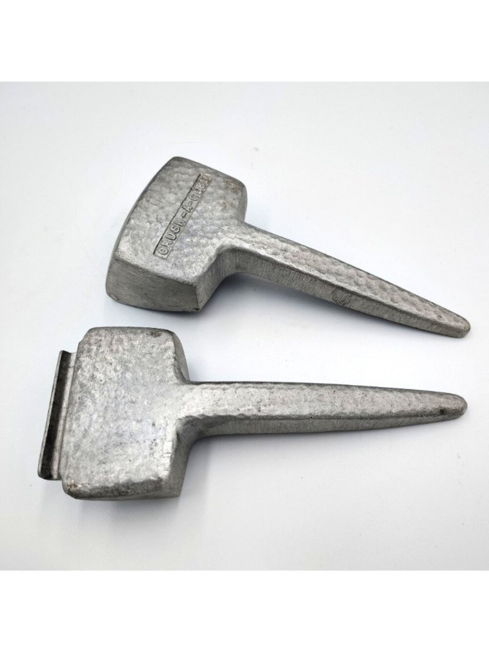 Vintage Crush-A-Cube Ice Cube Crusher Cast Metal Bar Cocktail Tool USA - Picture 13 of 14